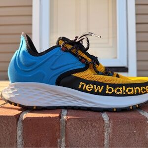 New Balance Fresh Foam ROAV Trail Running Shoes